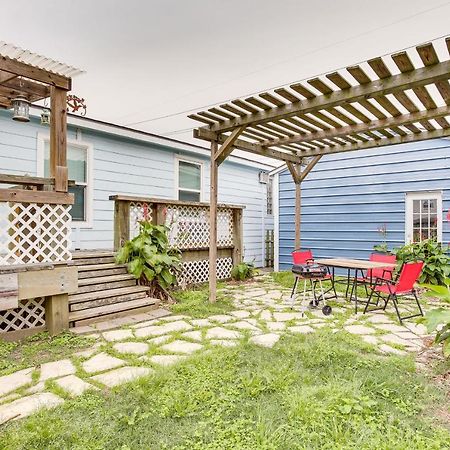 Galveston Cottage About 1 Mi To Beach Pet Friendly! Exterior foto
